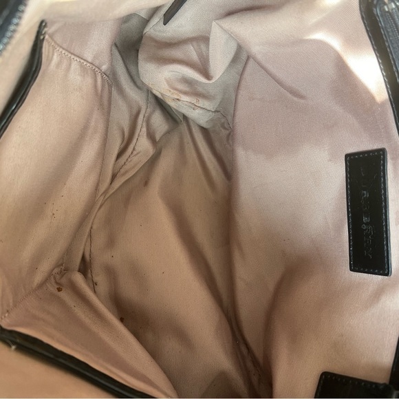 Classic Novacheck Burberry Tote - Picture 9 of 9